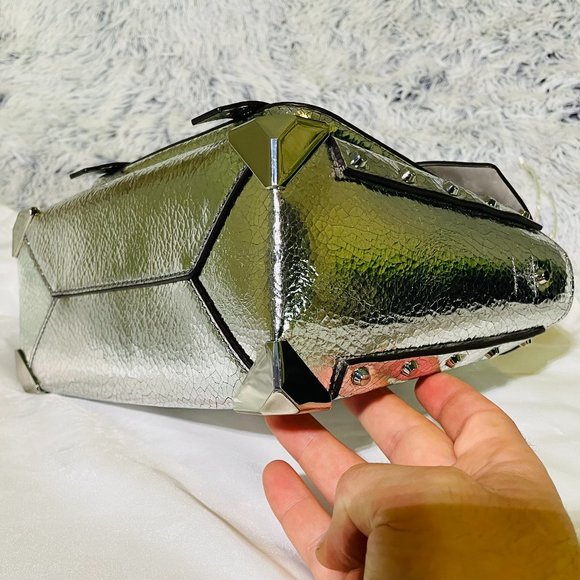 EUC - MICHAEL MK MANHATTAN MEDIUM CRACKLED METALLIC LEATHER SATCHEL (30T9MNCS6M) - Picture 6 of 11